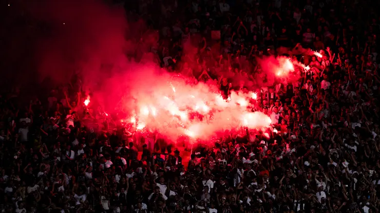 Torcida do Corinthians na Neo Química Arena - Foto: Rafael Vieira/AGIF