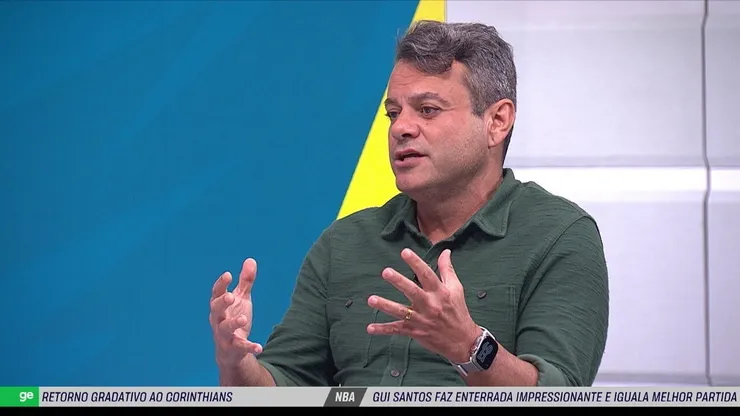 Eric Faria criticou FIFA por fazer o Intercontinental no Catar; público em vitória do Flamengo foi de 7.000 torcedores - Foto: Reprodução/SporTV