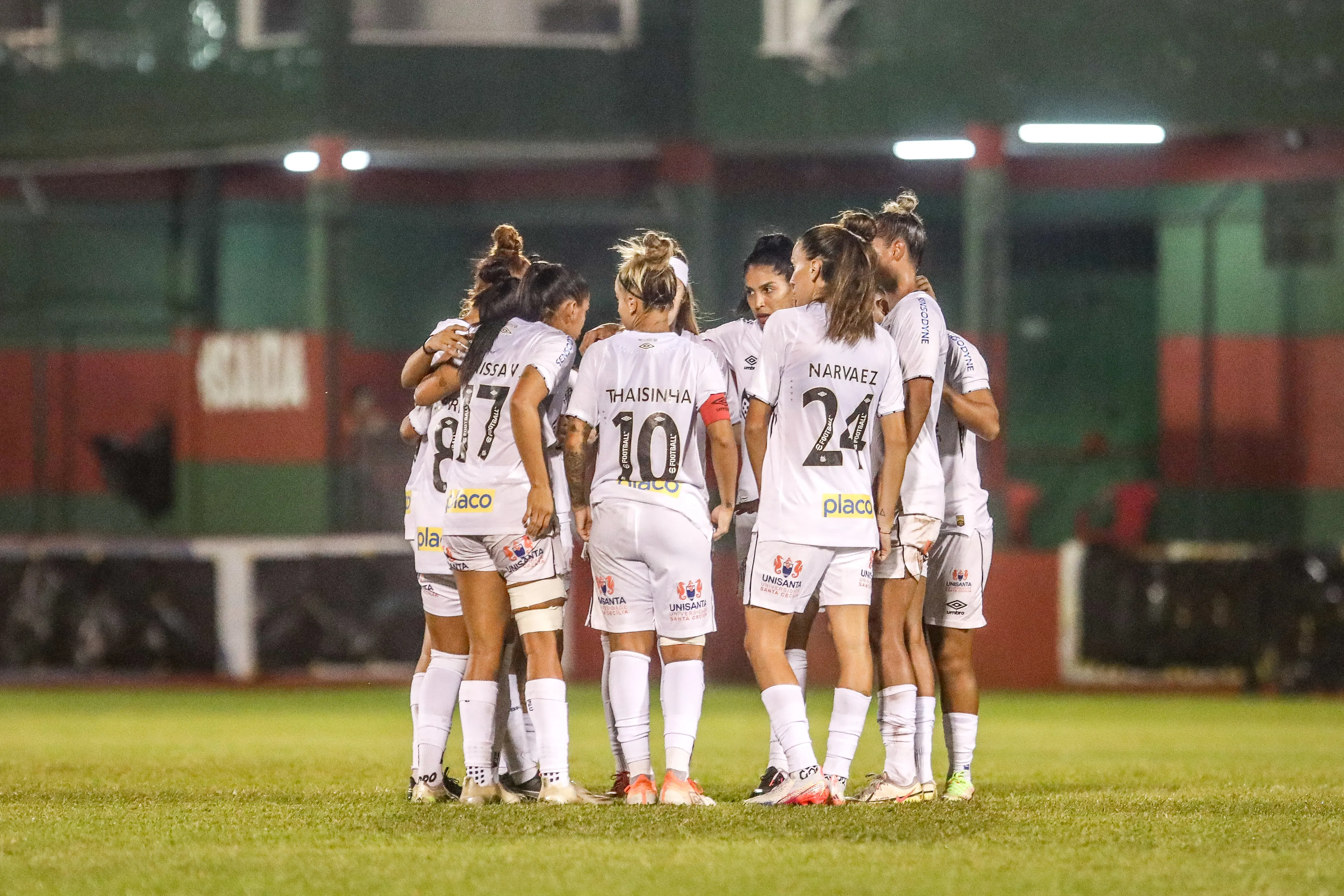 Sereinhas avançaram na liderança do Grupo E. Foto: Reinaldo Campos/AGIF