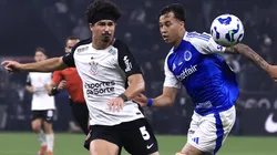 Torcida do Corinthians critica presença de André Ramalho entre os titulares