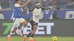 MG - BELO HORIZONTE - 10/12/2025 - COPA DO BRASIL 2025, CRUZEIRO X CORINTHIANS - Memphis Depay jogador do Corinthians durante partida contra o Cruzeiro no estadio Mineirao pelo campeonato Copa Do Brasil 2025. Foto: Gilson Lobo/AGIF