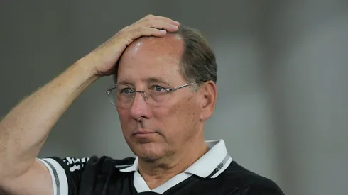 - Textor desiste de reforço e Mengão agradece no mercado da bola