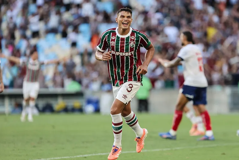 Thiago Silva marcou um dos gols do Fluminense sobre o Bahia no encerramento do Brasileirão. Foto: Lucas Merçon/Fluminense FC