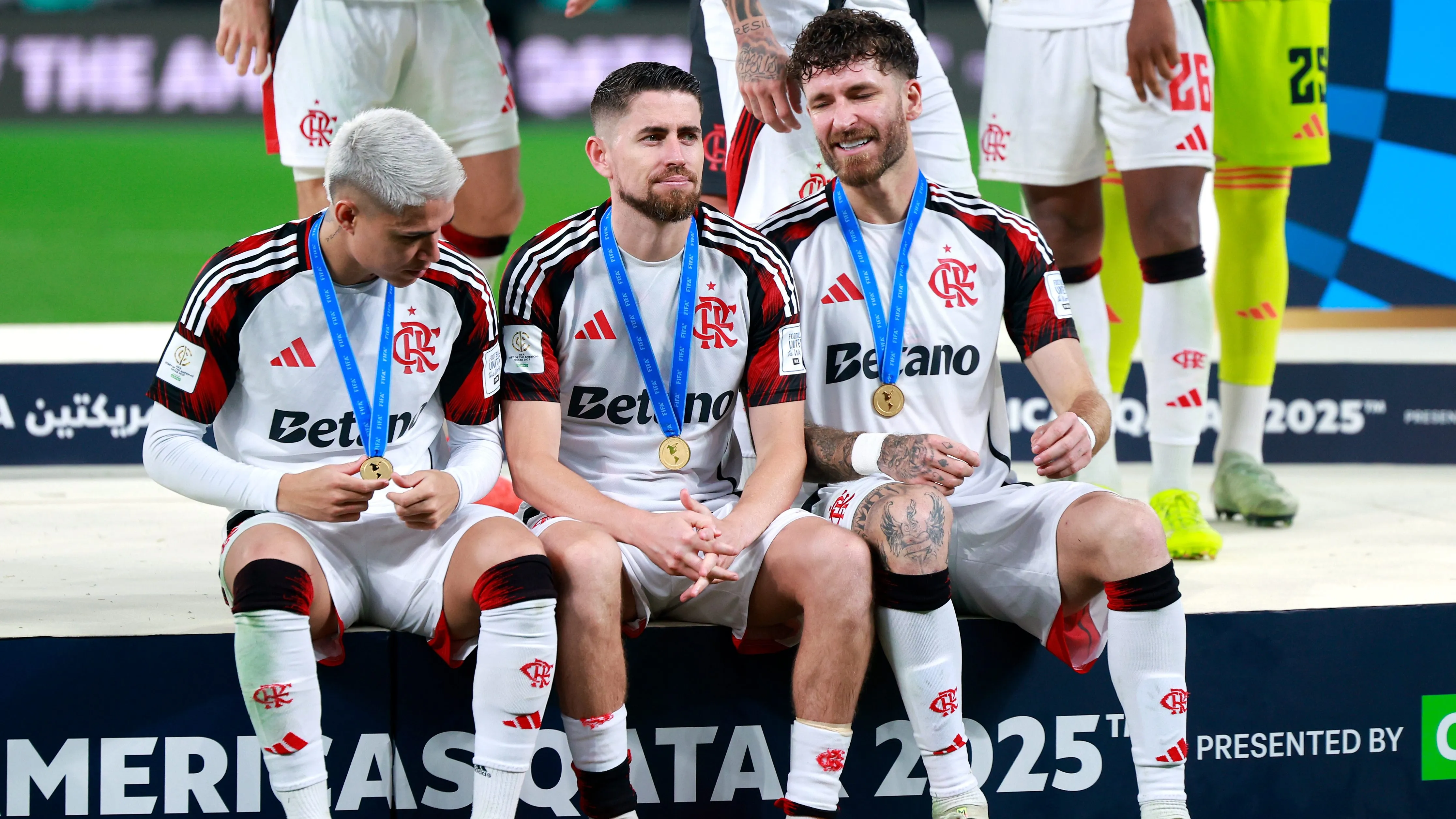 Jorginho, Luiz Araújo e Léo Pereira em Doha, Qatar. (Photo by Getty Images/Getty Images)