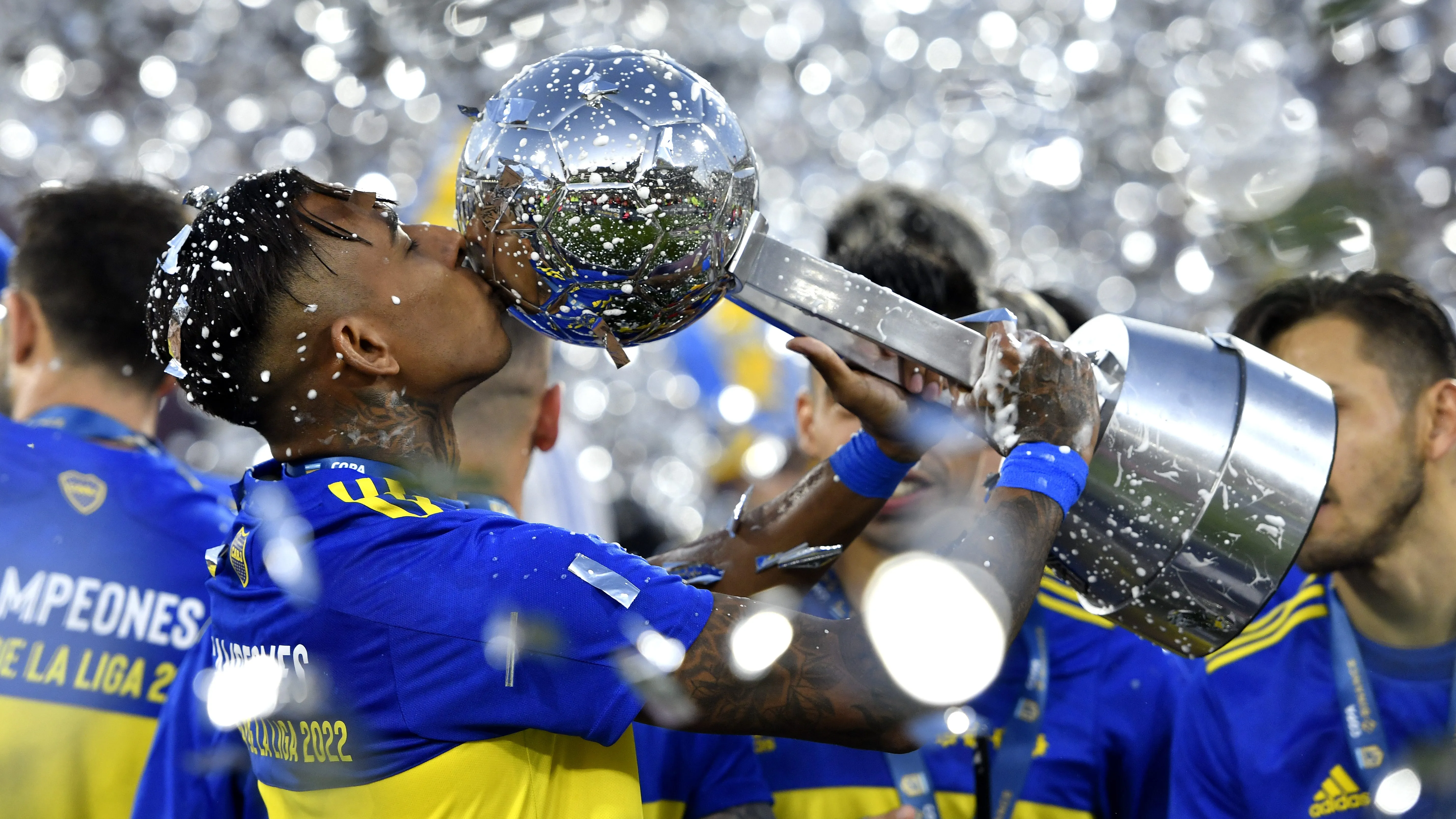 Sebastian Villa comemorando título pelo Boca Juniors. (Photo by Hernan Cortez/Getty Images)