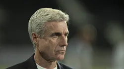 - Luís Castro chegando ao Tricolor