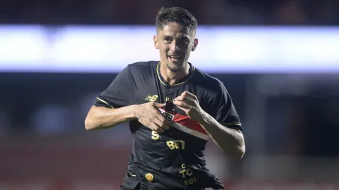 SP - SAO PAULO - 24/08/2025 - BRASILEIRO A 2025, SAO PAULO X ATLETICO-MG - Pablo Maia jogador do Sao Paulo comemora seu gol durante partida contra o Atletico-MG no estadio Morumbi pelo campeonato Brasileiro A 2025. Foto: Alan Morici/AGIF