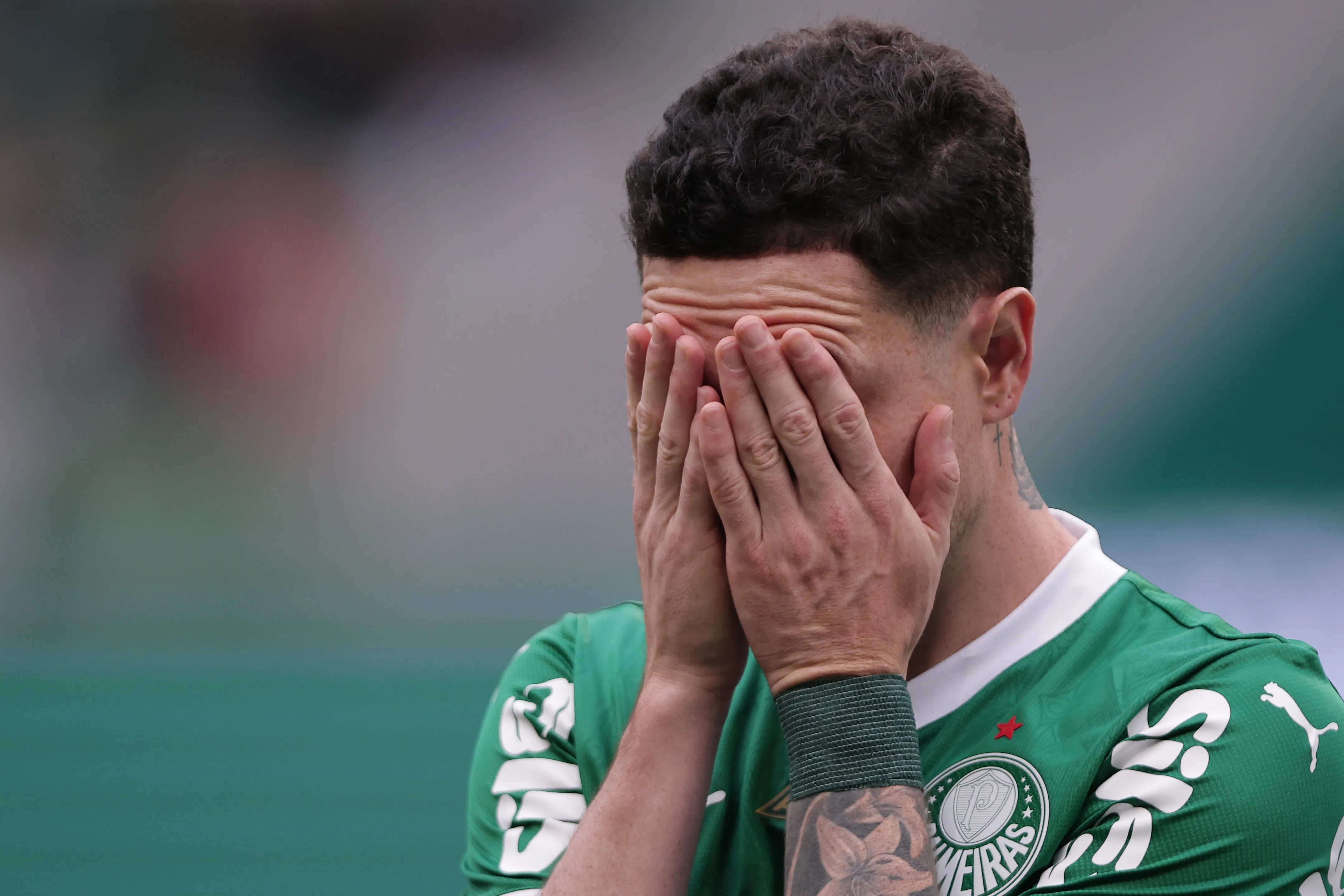 Anibal Moreno, jogador do Palmeiras, durante partida contra o Ceara no estadio Arena Allianz Parque pelo campeonato Brasileiro A 2025. Foto: Ettore Chiereguini/AGIF