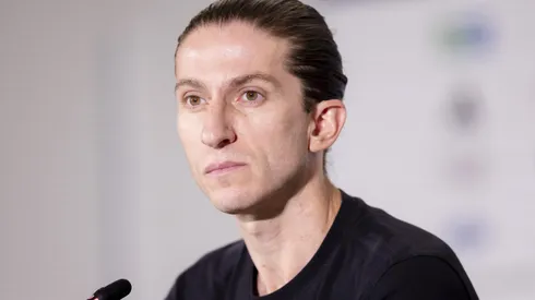 Filipe Luís concedeu entrevista coletiva nesta sexta-feira (12). Foto: Adriano Fontes/CRF