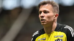 Bernard tem contrato no Atlético até o fim de 2027 em meio a sondagem de clubes da Grécia