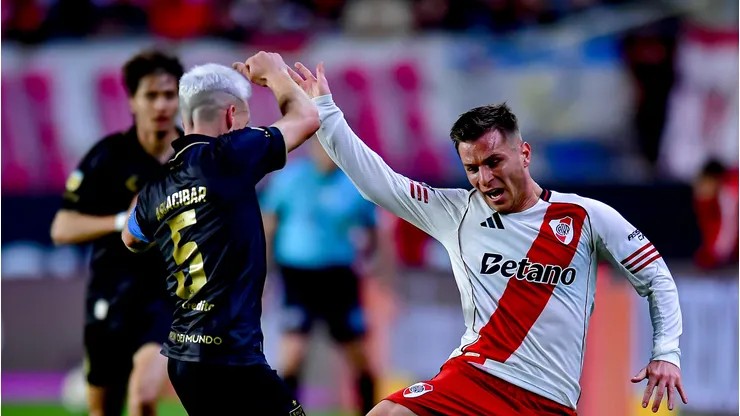 Santiago Ascacibar, volante argentino do Estudiantes - Foto: Marcelo Endelli/Getty Images