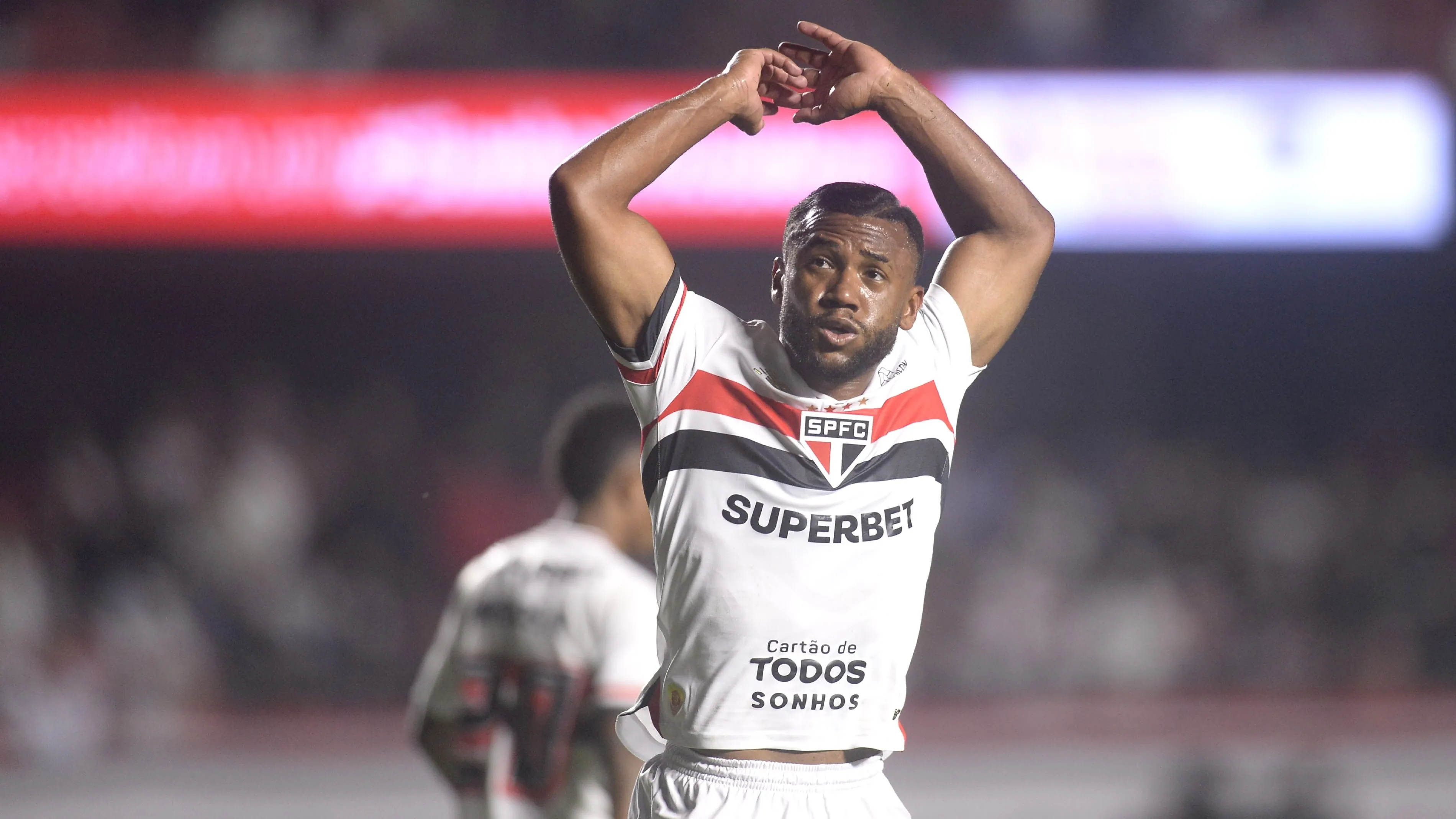SP – SAO PAULO – 14/09/2025 – BRASILEIRO A 2025, SAO PAULO X BOTAFOGO – Luan jogador do Sao Paulo durante partida contra o Botafogo no estadio Morumbi pelo campeonato Brasileiro A 2025. Foto: Alan Morici/AGIF
