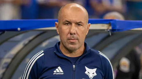 Leonardo Jardim é o técnico do Cruzeiro. Foto: Fernando Moreno/AGIF