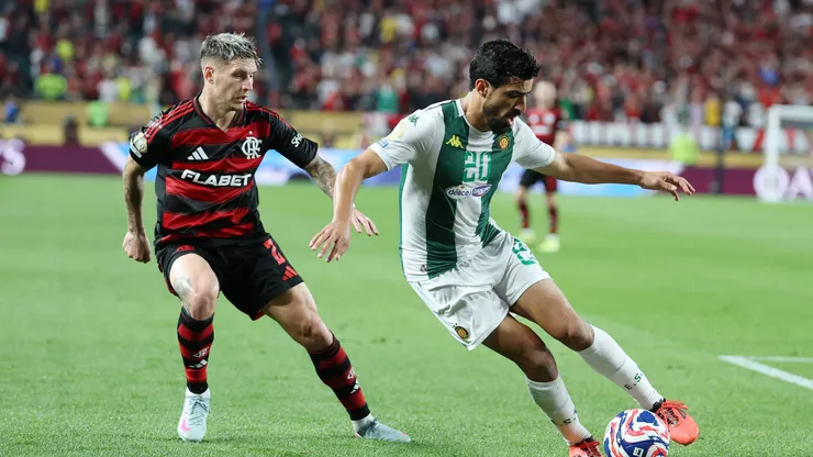 Flamengo entrou em campo diante do Esperánce (TUN) no Super Mundial