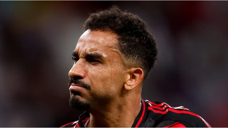 Danilo, lateral-direito do Flamengo em partida pelo campeonato brasileir o (Foto: Getty Images/Getty Images)