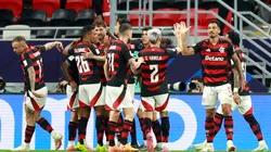 Jogadores do Flamengo comemoram o gol de Léo Pereira. Photo by Getty Images/Getty Images
