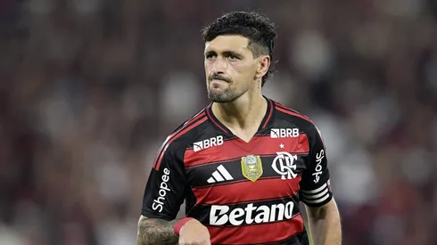 Camisa 10 soma quatro assistências na copa internacional