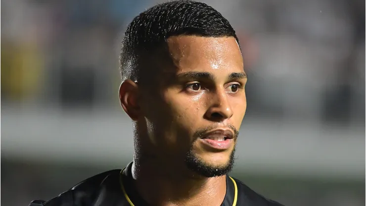 Mailton em partida pelo São Paulo - Foto: Jota Erre/AGIF