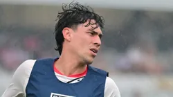 Ferraresi, jogador do São Paulo, durante aquecimento antes da partida contra o Juventude no estadio Vila Belmiro pelo campeonato Brasileiro A 2025. Foto: Jota Erre/AGIF