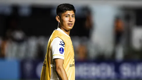 Miguelito jogador do Santos durante partida contra o Audax Italiano no estadio Vila Belmiro pelo campeonato Copa Sul-Americana 2023. Foto: Abner Dourado/AGIF