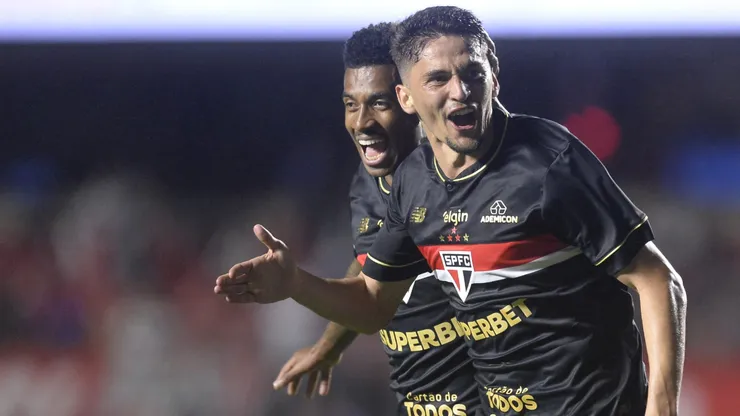 SP - SAO PAULO - 24/08/2025 - BRASILEIRO A 2025, SAO PAULO X ATLETICO-MG - Pablo Maia jogador do Sao Paulo comemora seu gol durante partida contra o Atletico-MG no estadio Morumbi pelo campeonato Brasileiro A 2025. Foto: Alan Morici/AGIF