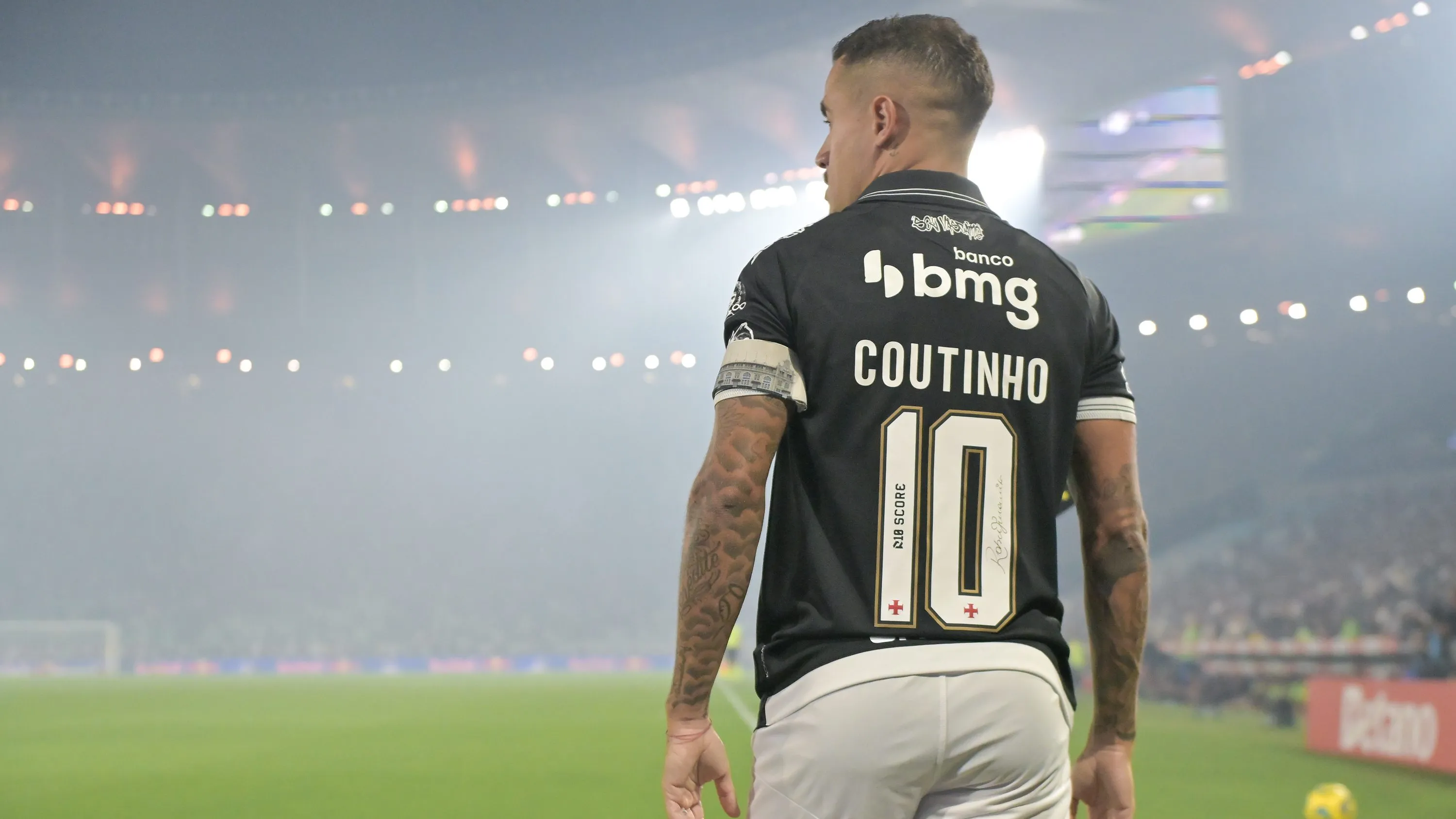 Coutinho jogador do Vasco durante partida contra o Fluminense no estadio Maracana pelo campeonato Copa Do Brasil 2025. Foto: Thiago Ribeiro/AGIF