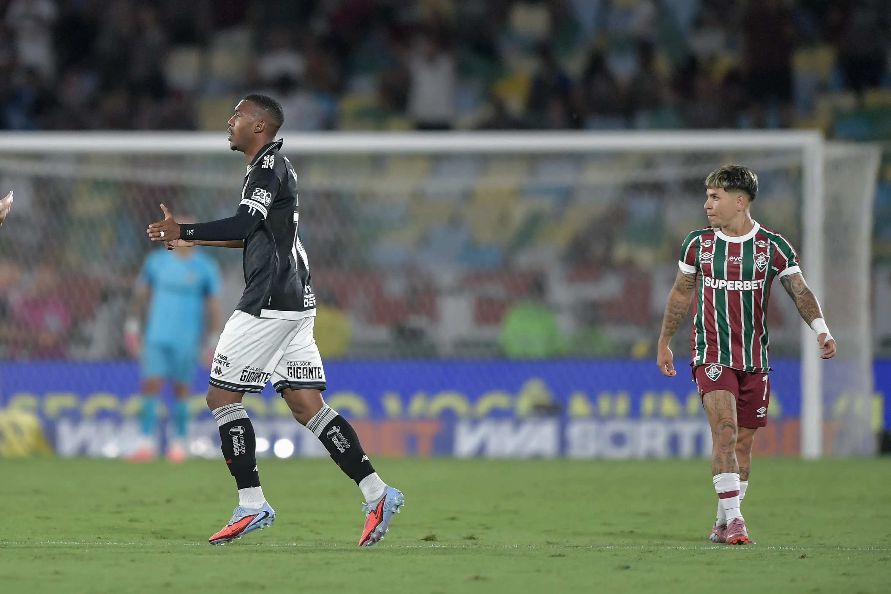 Rayan jogador do Vasco comemora seu gol durante partida contra o Fluminense no estadio Maracana pelo campeonato Copa Do Brasil 2025. Foto: Thiago Ribeiro/AGIF