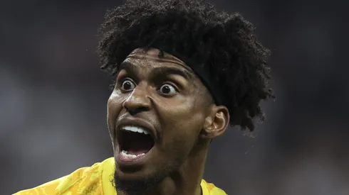 Hugo Souza, goleiro do Corinthians em partida pelo campeonato brasileiro (Foto: Alexandre Schneider/Getty Images)