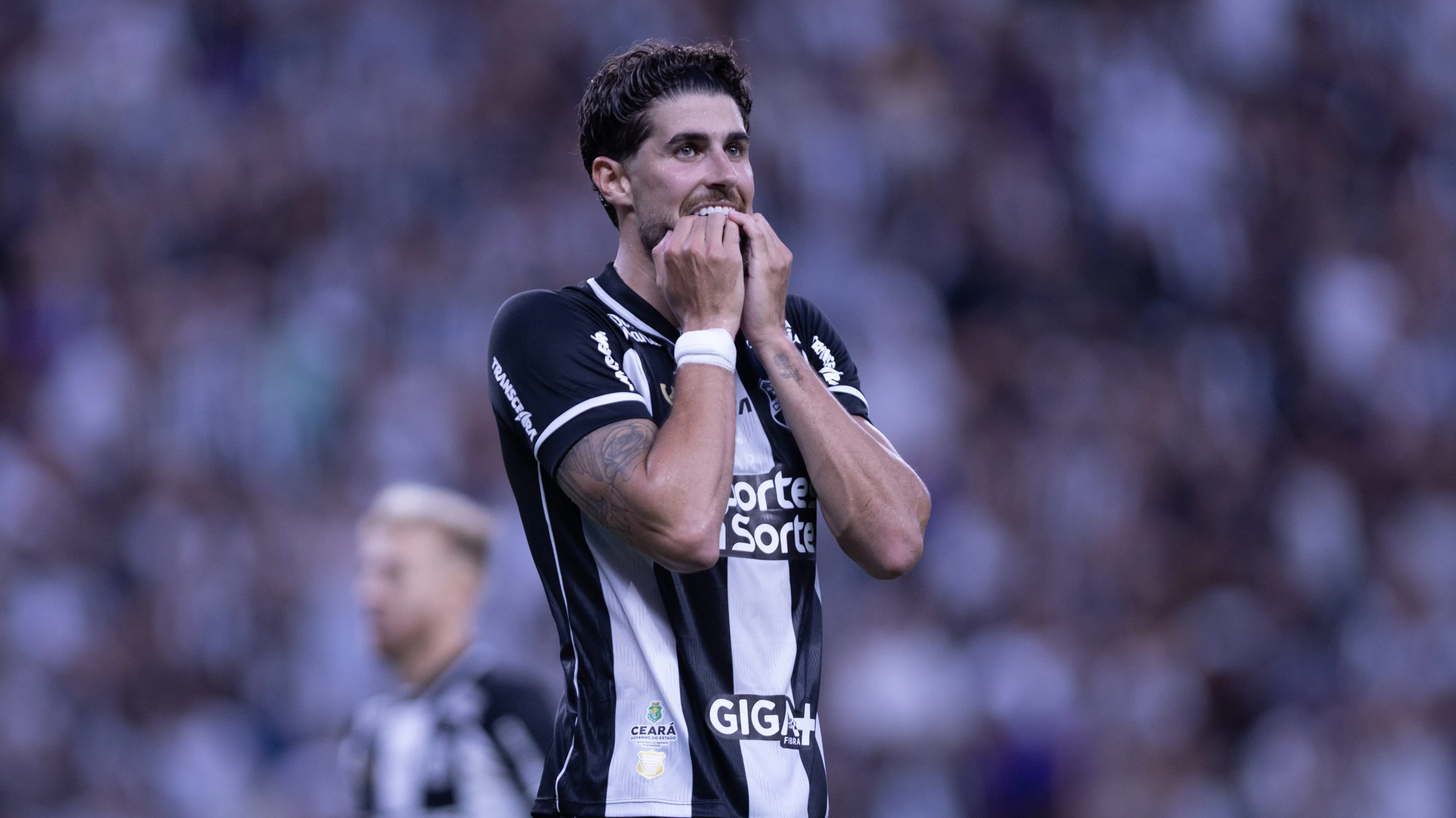 Pedro Raul teve boa passagem pelo Ceará - Foto: Baggio Rodrigues/AGIF.