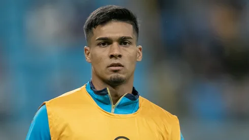 - Luís Castro irá avaliar Arezo