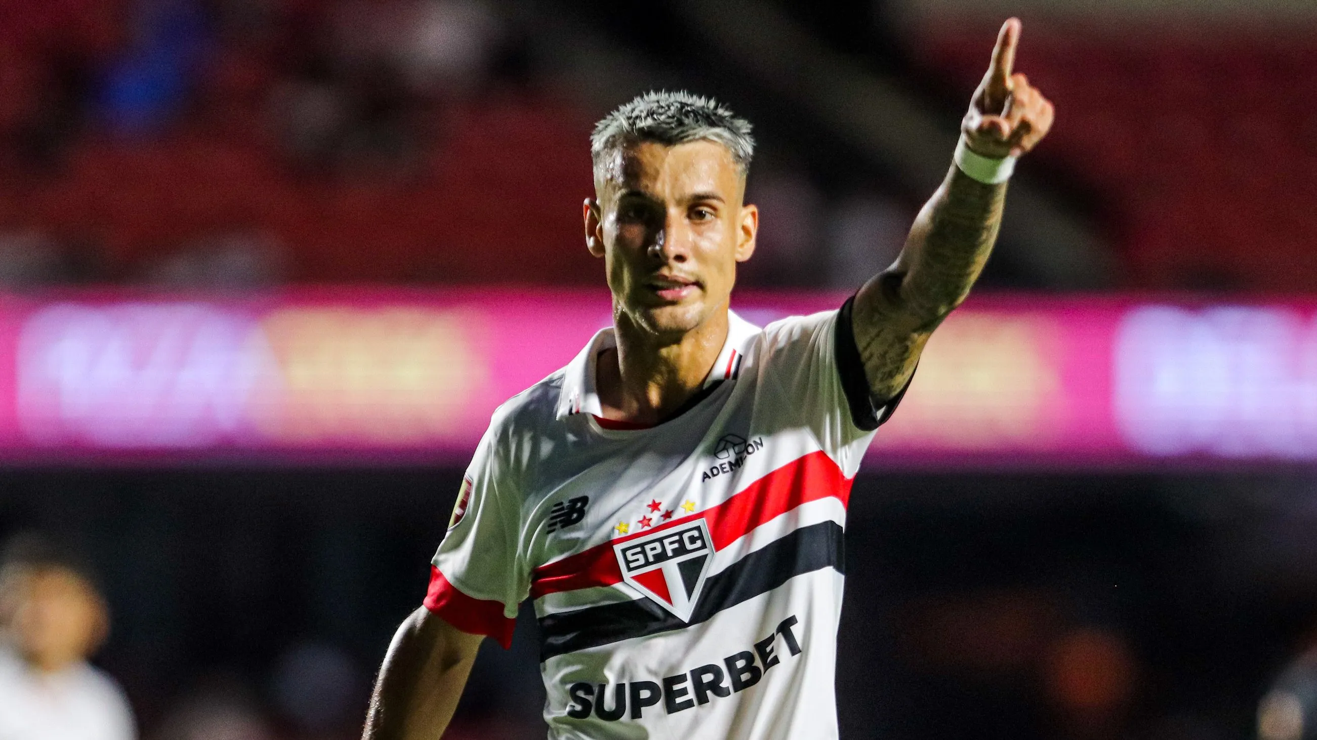 Ferreirinha no São Paulo. Foto: Reinaldo Campos/AGIF