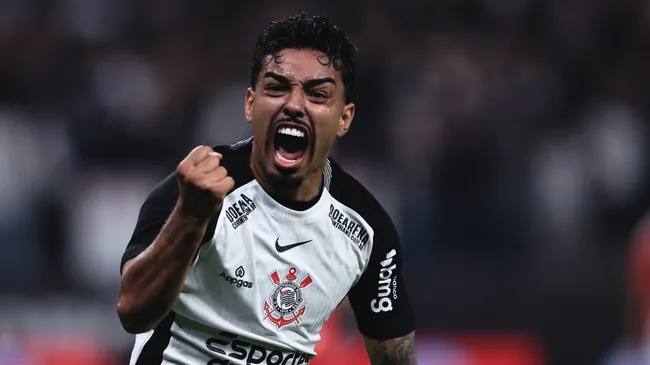 Matheus Bidu jogador do Corinthians comemora durante partida contra o Internacional no estadio Arena Corinthians pelo campeonato Brasileiro A 2025. Foto: Ettore Chiereguini/AGIF