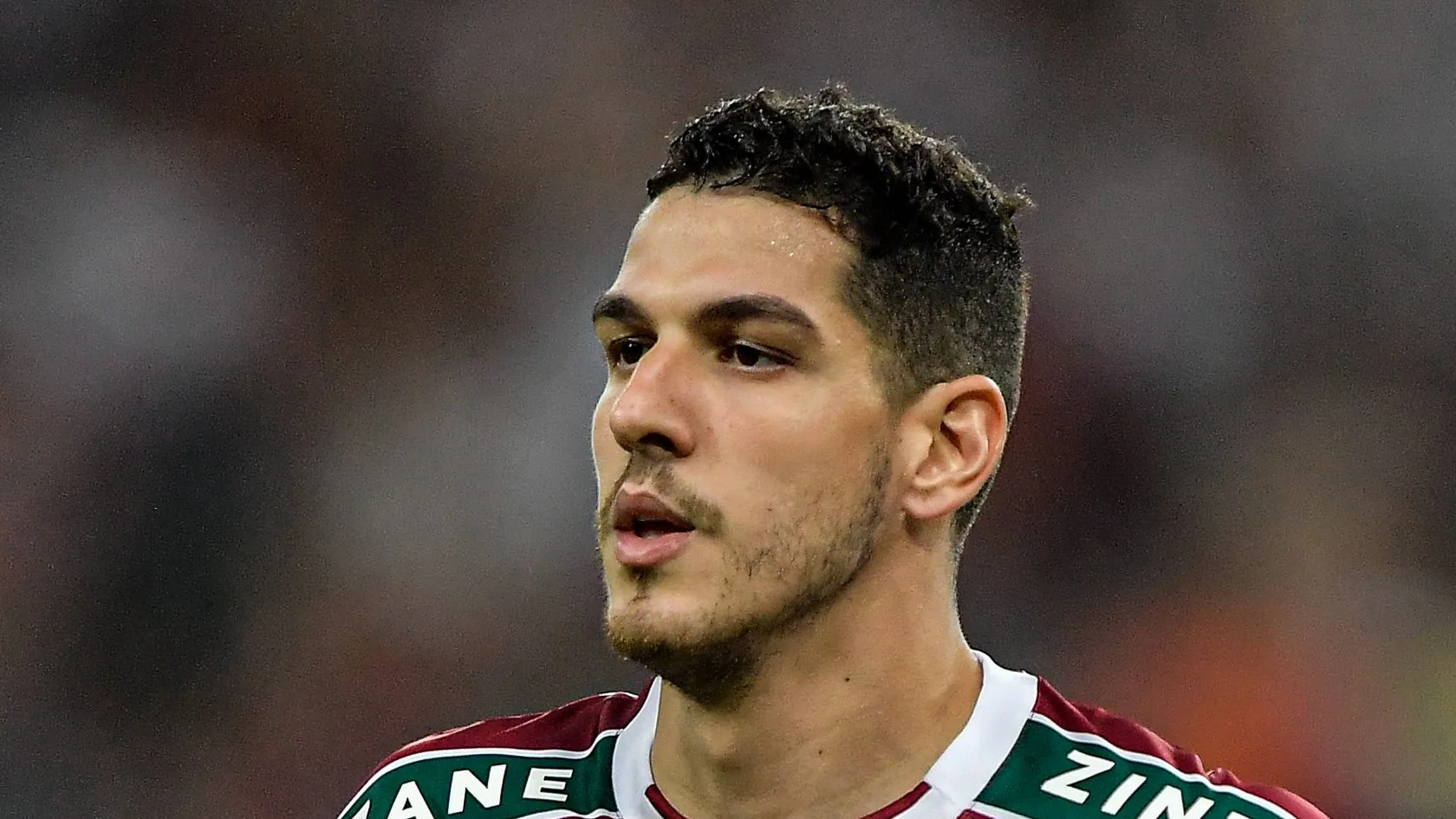 Foto: Thiago Ribeiro/AGIF – Nino está na mira do Palmeiras para 2026.