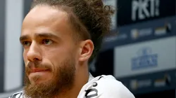 Billal Brahimi não joga mais pelo Santos.