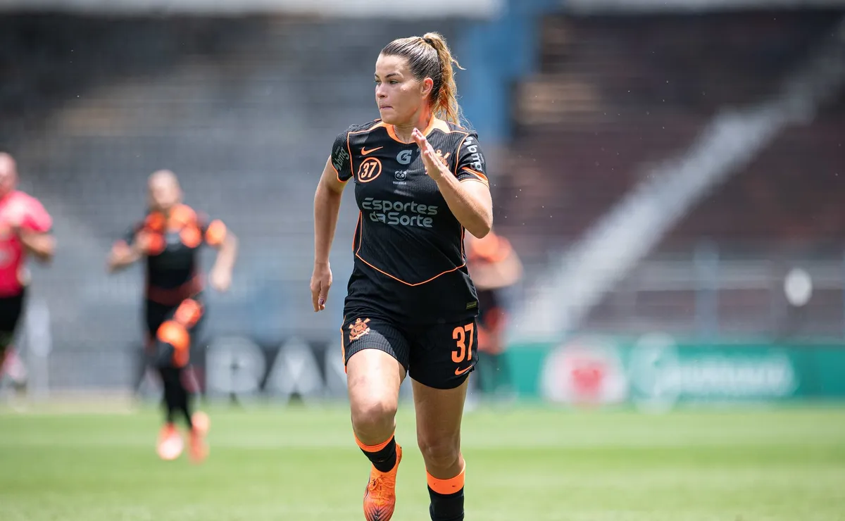 Tamires analisa temporada do Corinthians e projeta sucesso para 2026