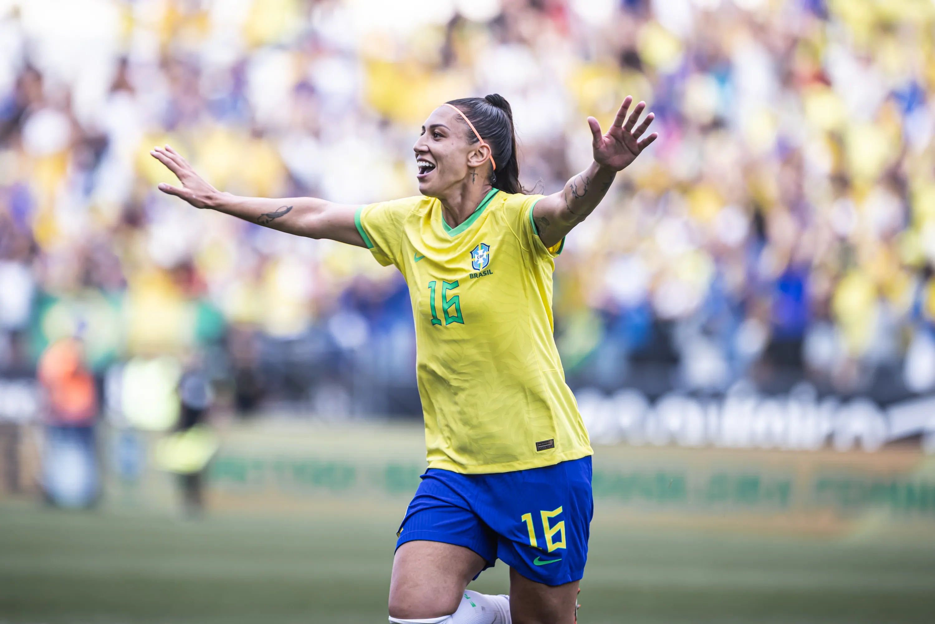 Zaneratto com a Amarelinha. Foto: Abner Dourado/AGIF