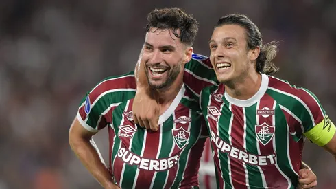 Martinelli ao lado de Canobbio