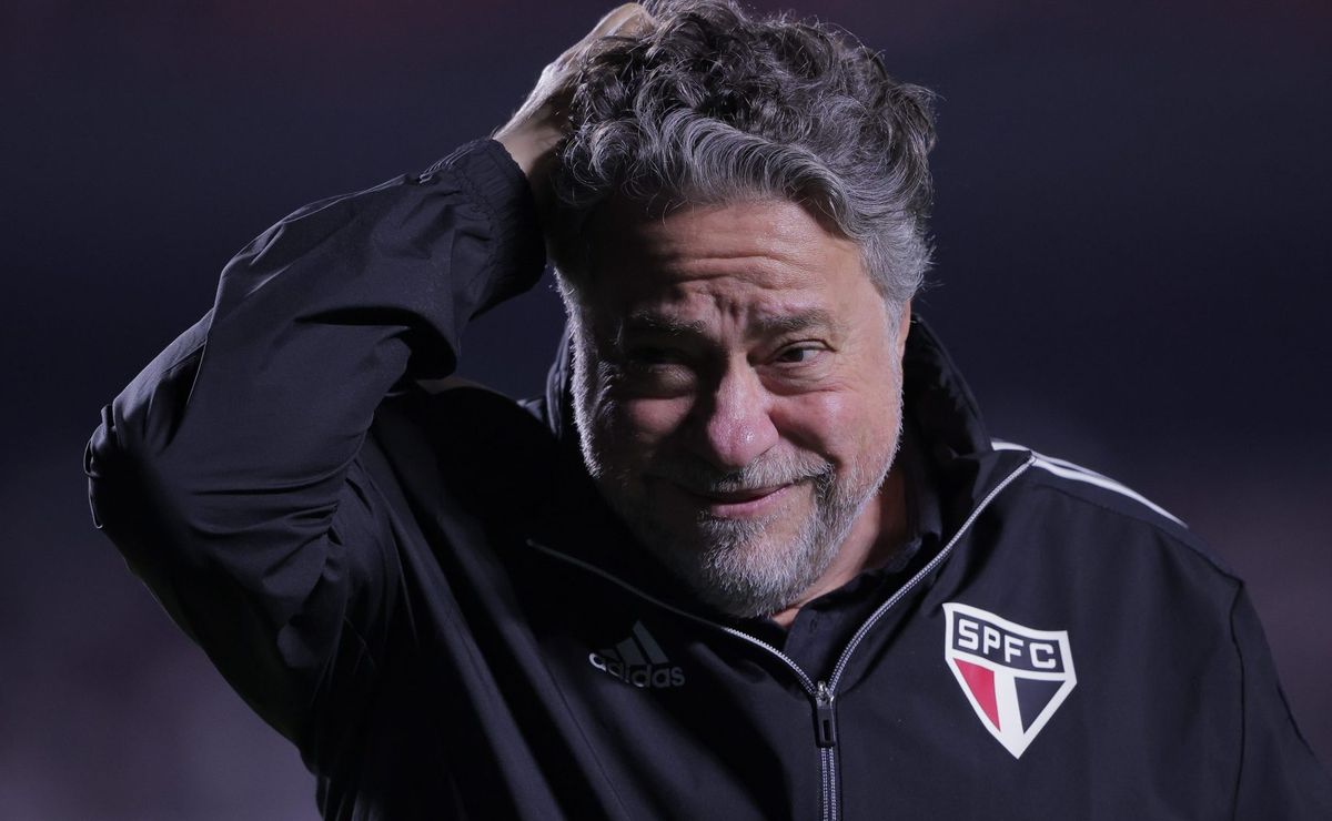 Julio Casares é eleito o pior presidente da história do São Paulo por Birner: “Aumentou muito a dívida”