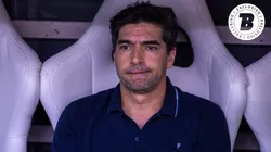 Abel Ferreira técnico do Palmeiras durante partida sentado no banco de reservas