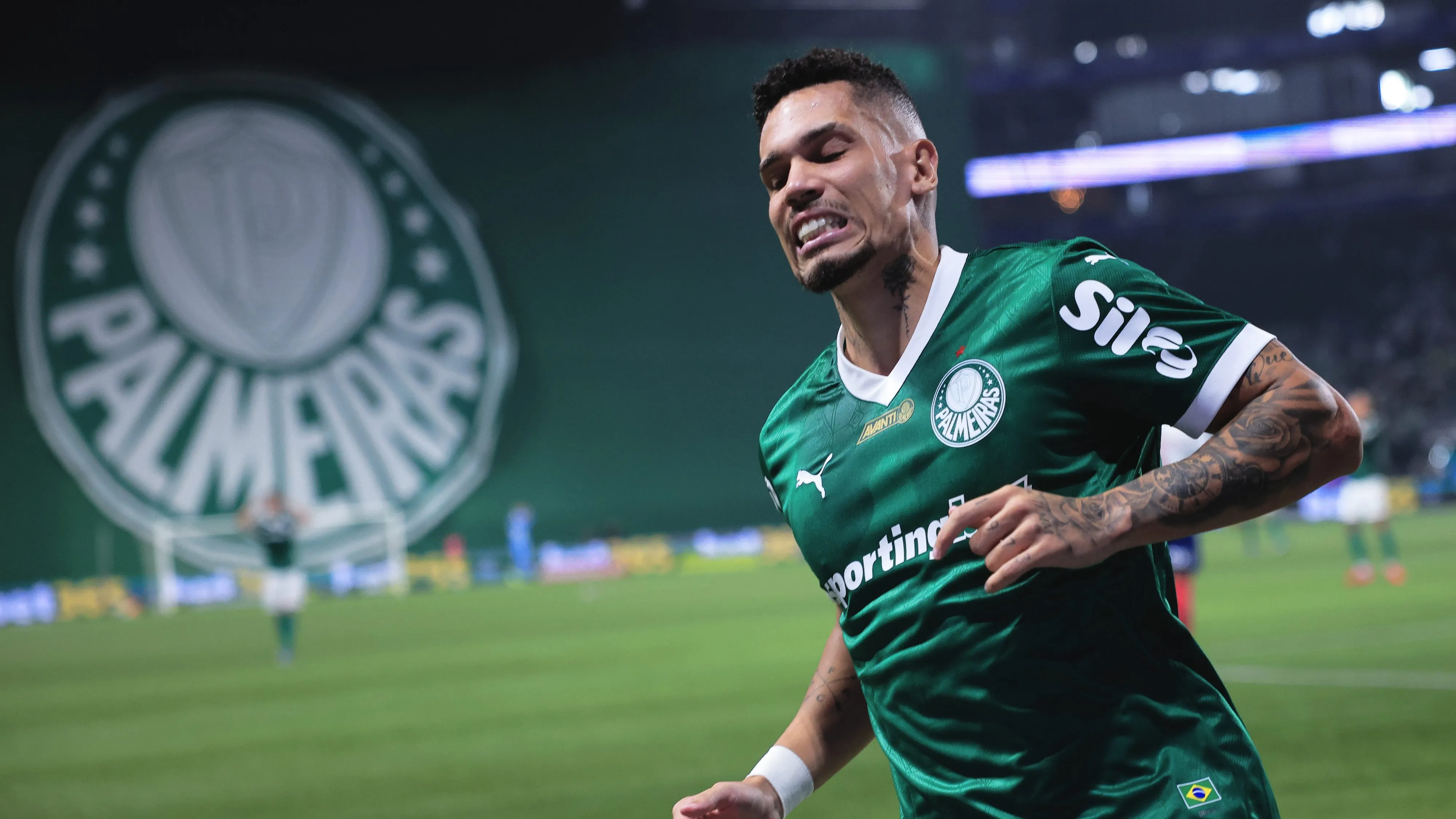 SP – SAO PAULO – 27/04/2025 – BRASILEIRO A 2025, PALMEIRAS X BAHIA – Paulinho jogador do Palmeiras durante partida contra o Bahia no estadio Arena Allianz Parque pelo campeonato Brasileiro A 2025. Foto: Ettore Chiereguini/AGIF