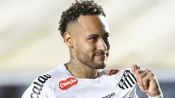 Neymar ainda não renovou seu contrato com o Santos