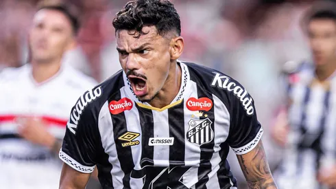 Atacante tem o futuro incerto - Foto: Raul Baretta/Santos FC.