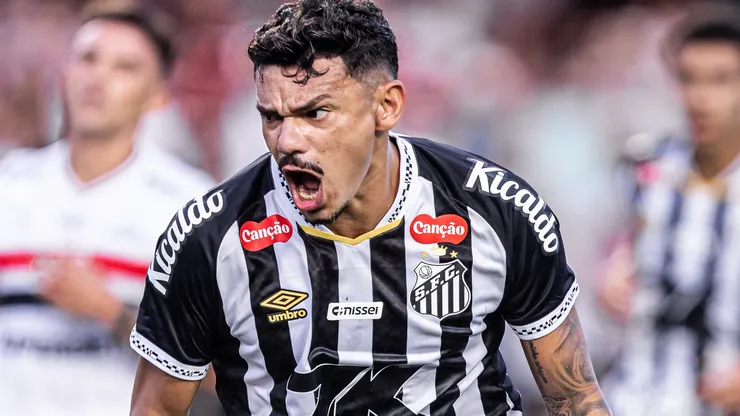 Atacante tem o futuro incerto - Foto: Raul Baretta/Santos FC.