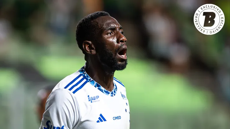 Bolasie em campo pelo Cruzeiro. Foto: Alessandra Torres/AGIF