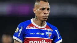 RJ - RIO DE JANEIRO - 31/08/2024 - BRASILEIRO A 2024, BOTAFOGO X FORTALEZA - Breno Lopes jogador do Fortaleza durante partida contra o Botafogo no estadio Engenhao pelo campeonato Brasileiro A 2024. Foto: Thiago Ribeiro/AGIF