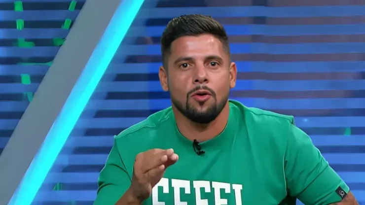 Cicinho grava Vasco campeão da Copa do Brasil - Foto: Reprodução/Youtube