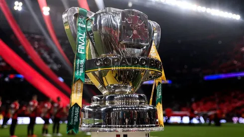 Taça da Copa do Brasil. Foto: Buda Mendes/Getty Images
