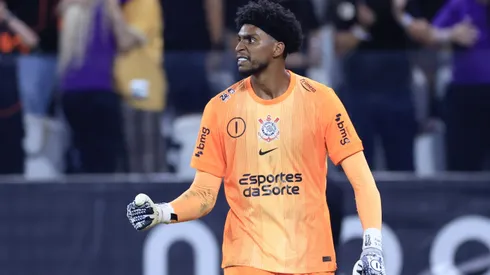 SP - SAO PAULO - 14/12/2025 - COPA DO BRASIL 2025, CORINTHIANS X CRUZEIRO - Hugo Souza goleiro do Corinthians durante partida contra o Cruzeiro no estadio Arena Corinthians pelo campeonato Copa Do Brasil 2025. Foto: Marcello Zambrana/AGIF