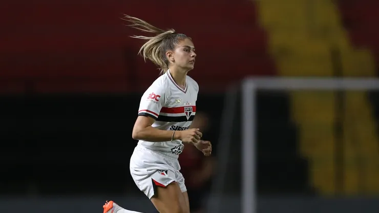 Carol Gil. Foto: Marlon Costa/AGIF
