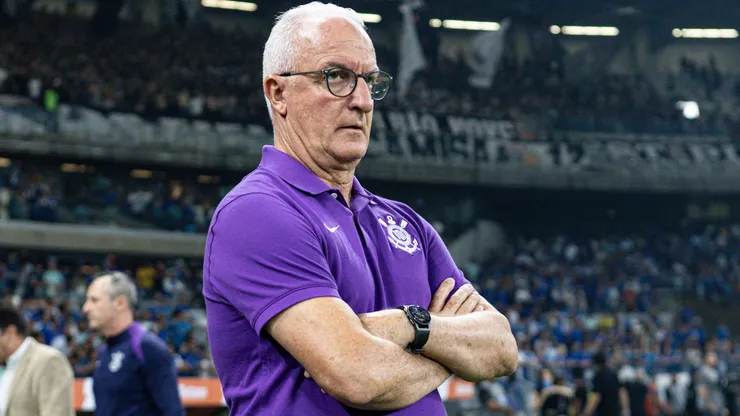 Dorival Junior, técnico do Corinthians, durante partida contra o Cruzeiro no estadio Mineirao pelo campeonato Copa Do Brasil 2025. Foto: Gilson Lobo/AGIF